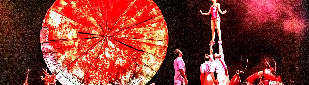 Cirque du Soleil - Luzia