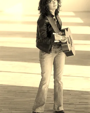 Lucy Kaplansky