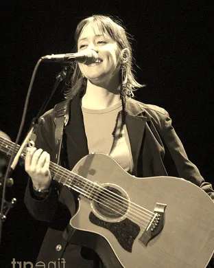 Suzanne Vega